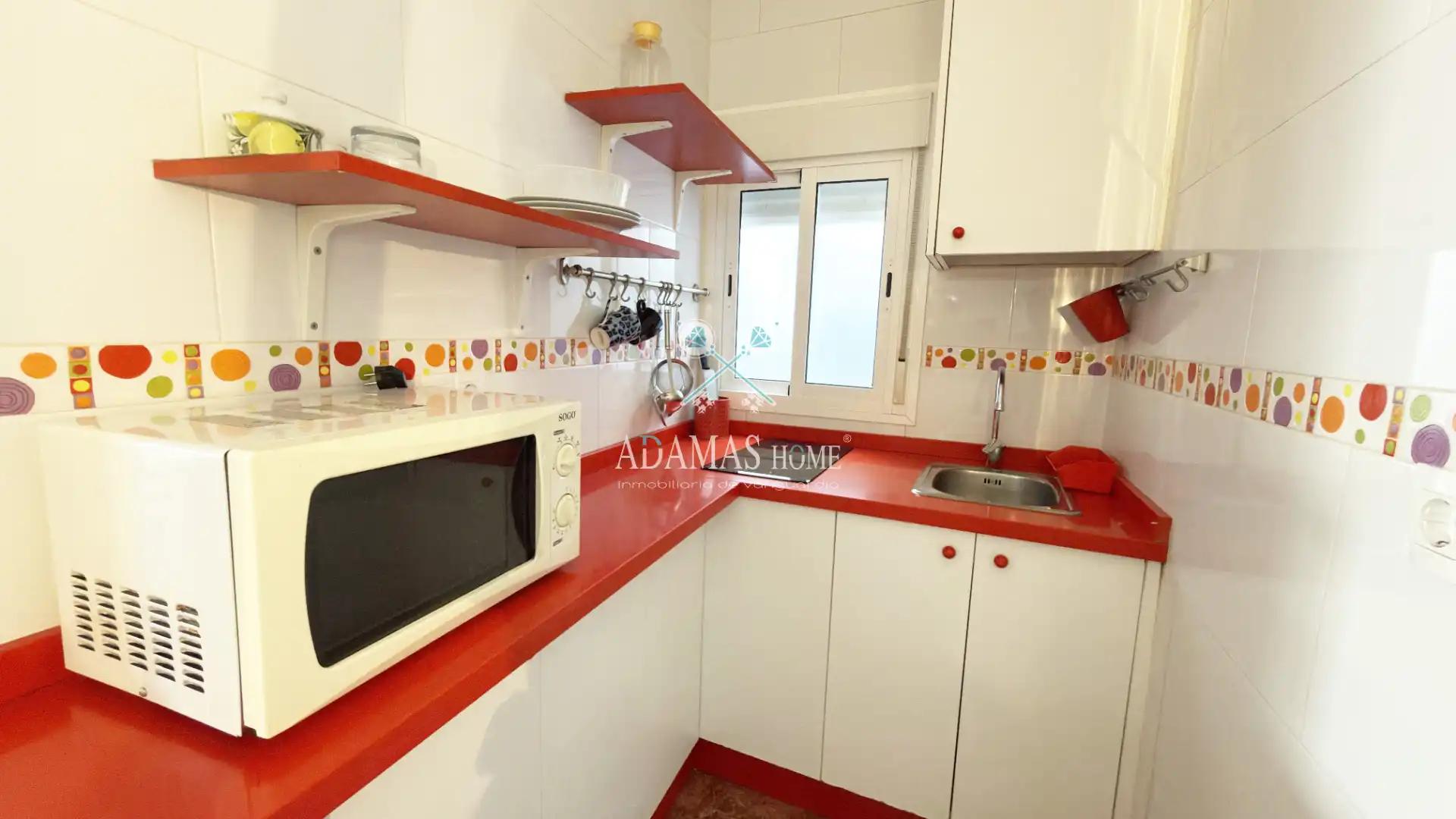 Kitchen of Apartments for sale in Sevilla  with Air Conditioner, Heating and Furnished
