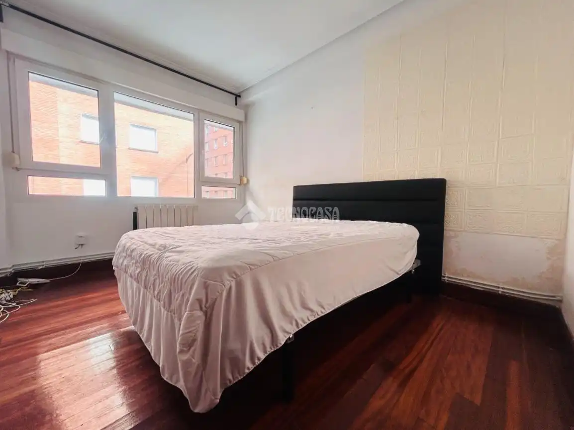 Habitación de Piso en venta en Bilbao  con Parquet
