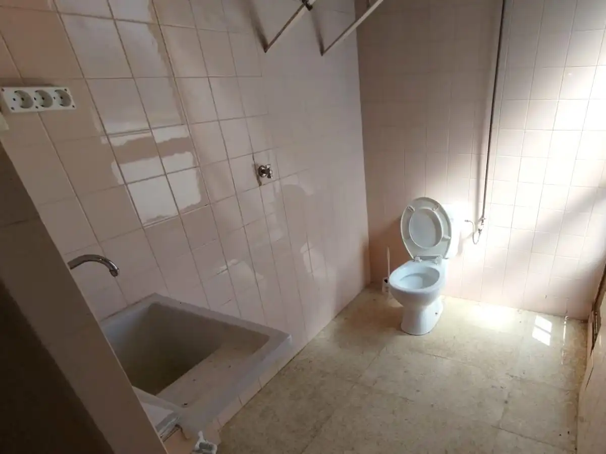 Bany de Casa adosada en venda en La Guardia de Jaén