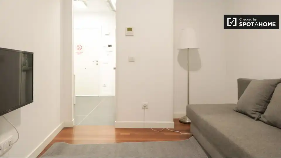 Piso de alquiler en Madrid con Aire acondicionado, Calefacción y Amueblado