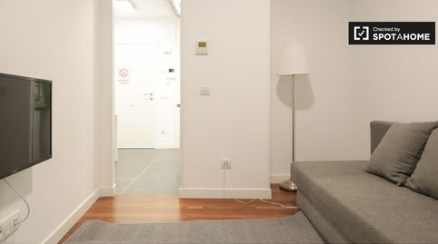 Foto 4 de Piso de alquiler en Embajadores - Lavapiés, Madrid Capital
