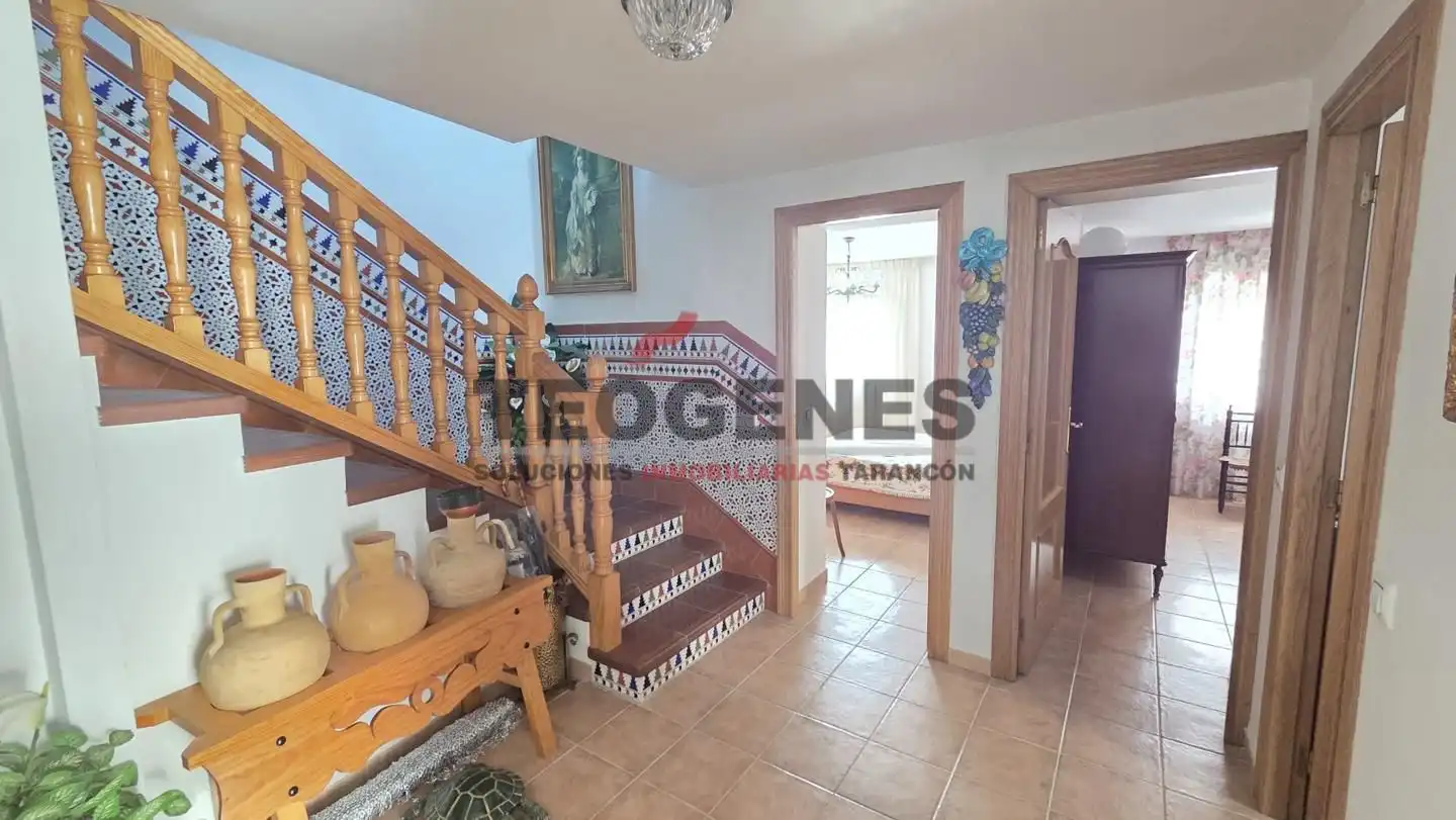 Houses for sale in Torrejoncillo del Rey  with Air Conditioner