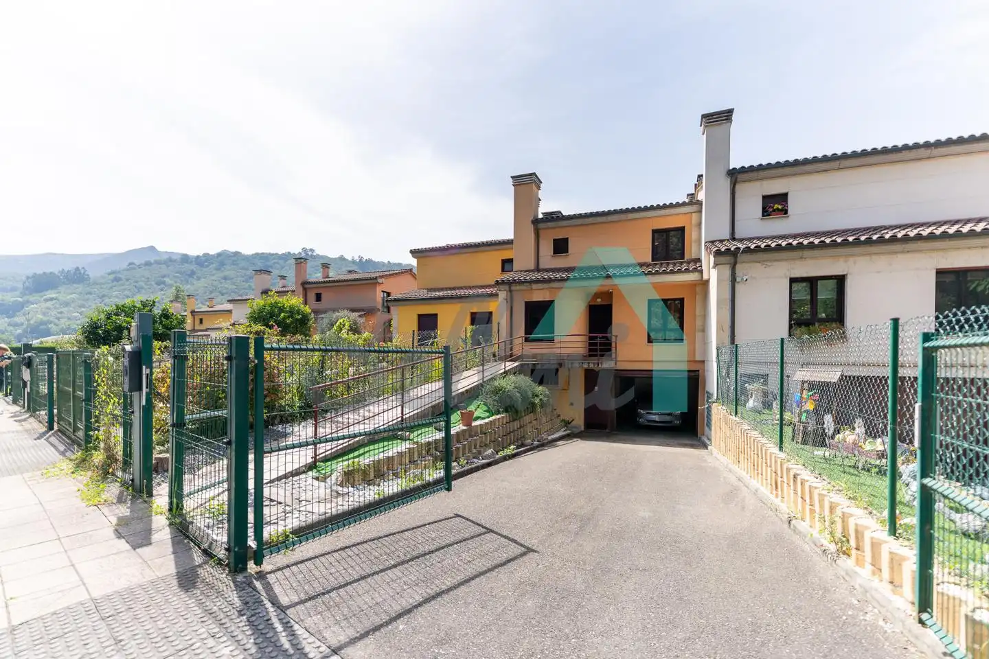 Detached homes for sale in Urbanización Río Nalón, Ribera de Arriba