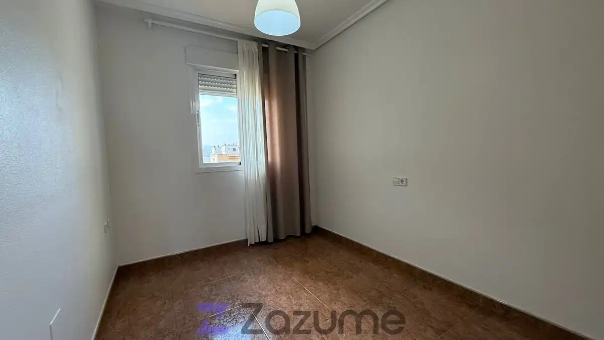 Habitación de Piso de alquiler en Murcia con Aire acondicionado, Calefacción y Amueblado