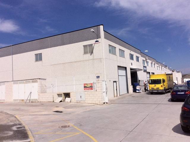 Nave industrial en Venta en C/ Las Moreras en Zona Industrial Borreguno - Camporrosso
