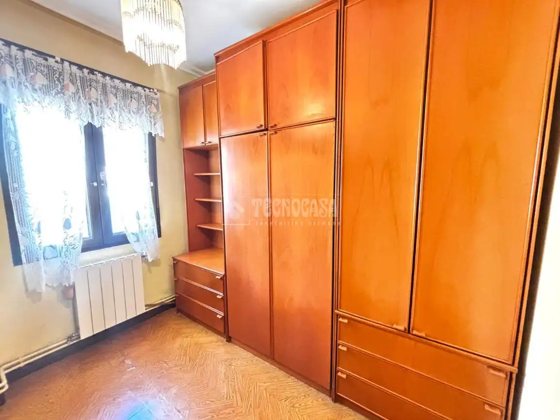 Habitación de Piso en venta en Camargo