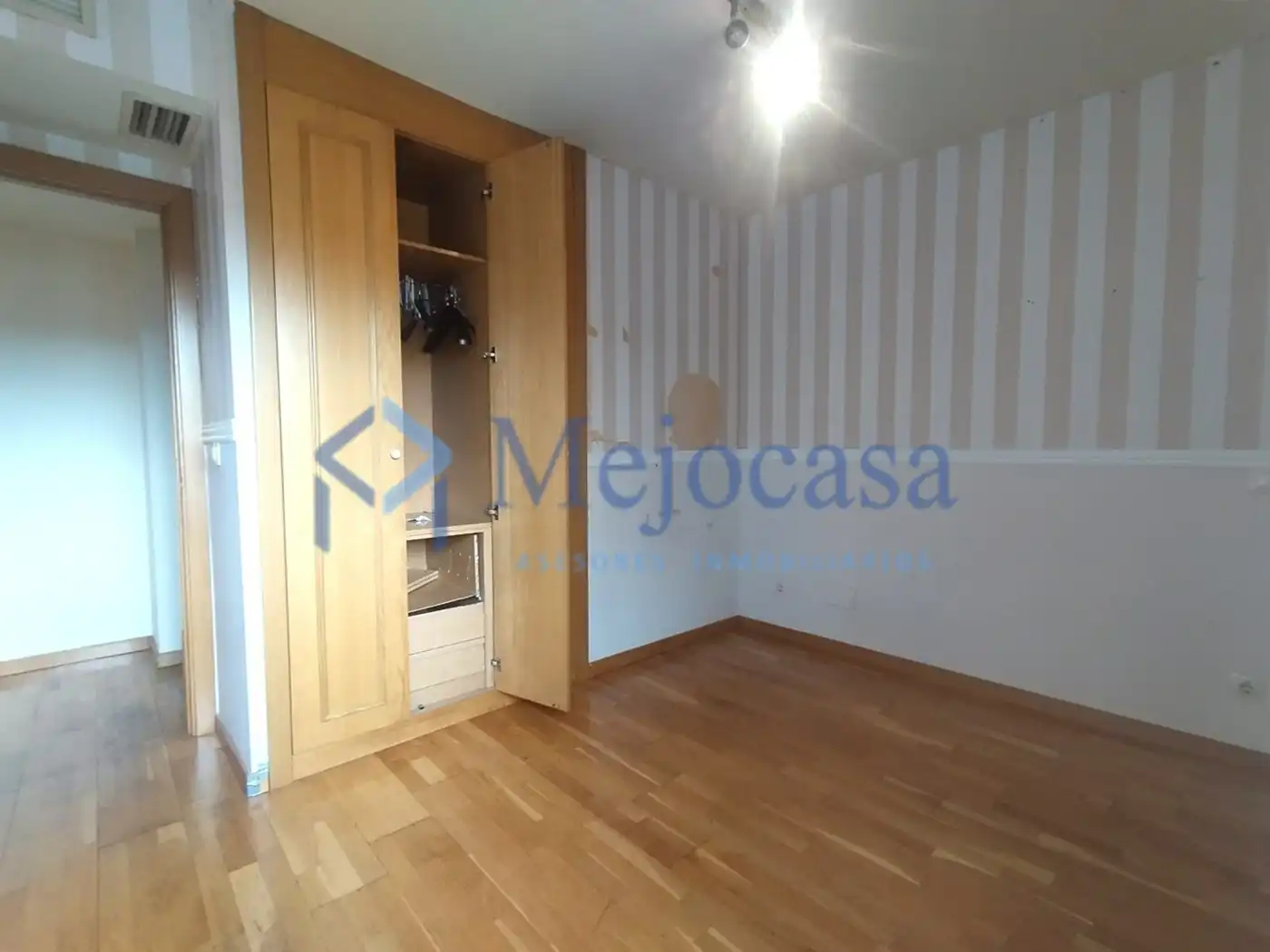 Bedroom of Flat for sale in Madrid  with Air Conditioner, Heating and Private garden