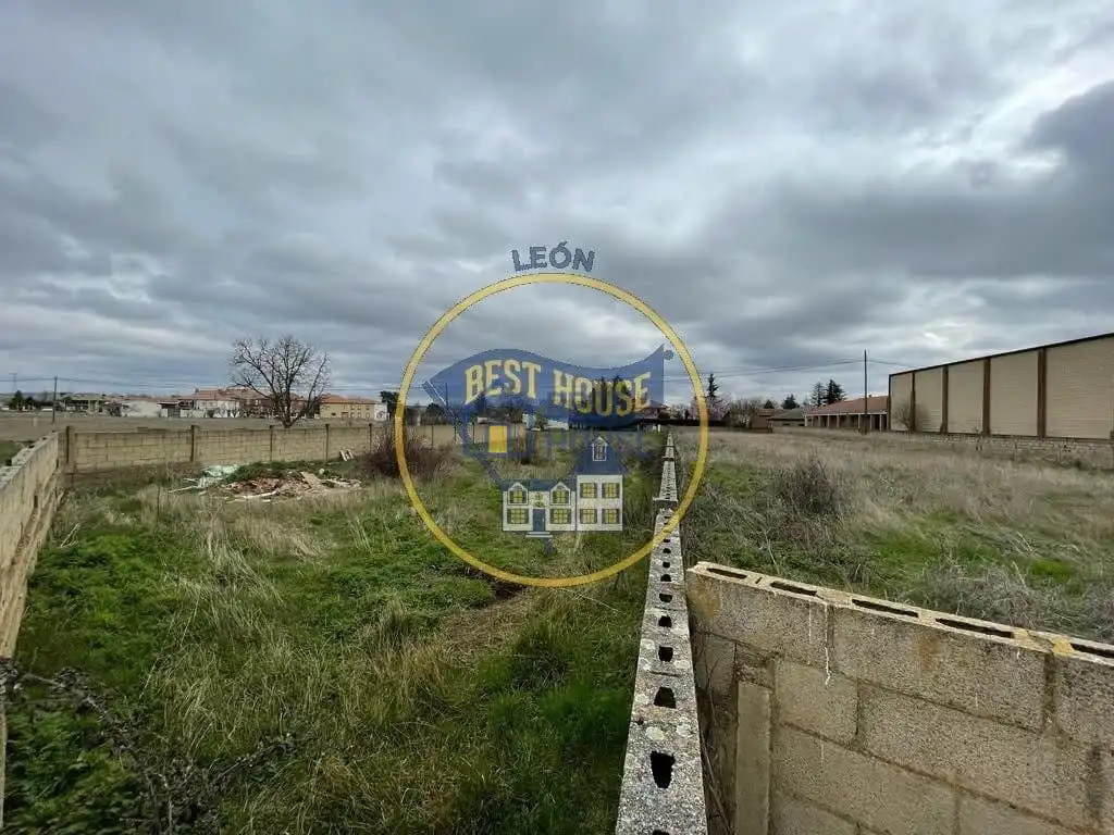 Residential land for sale in Onzonilla, imagen 9