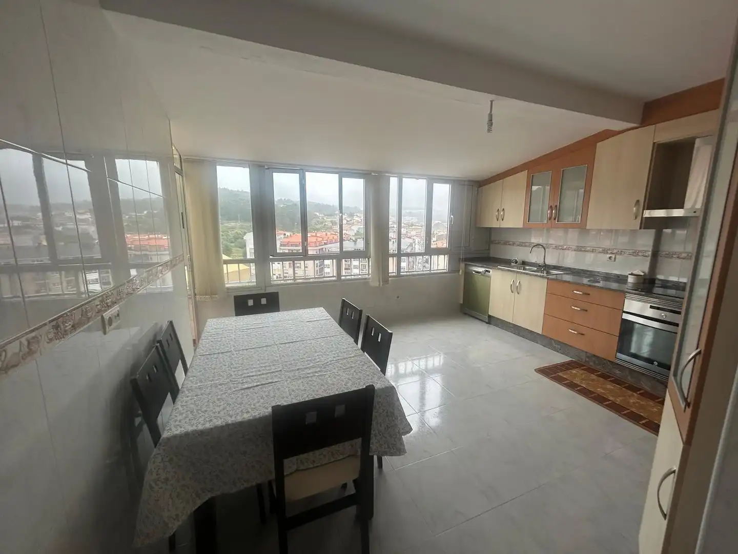 Esszimmer von Wohnung zur Miete in Ribeira mit Heizung und Möbliert