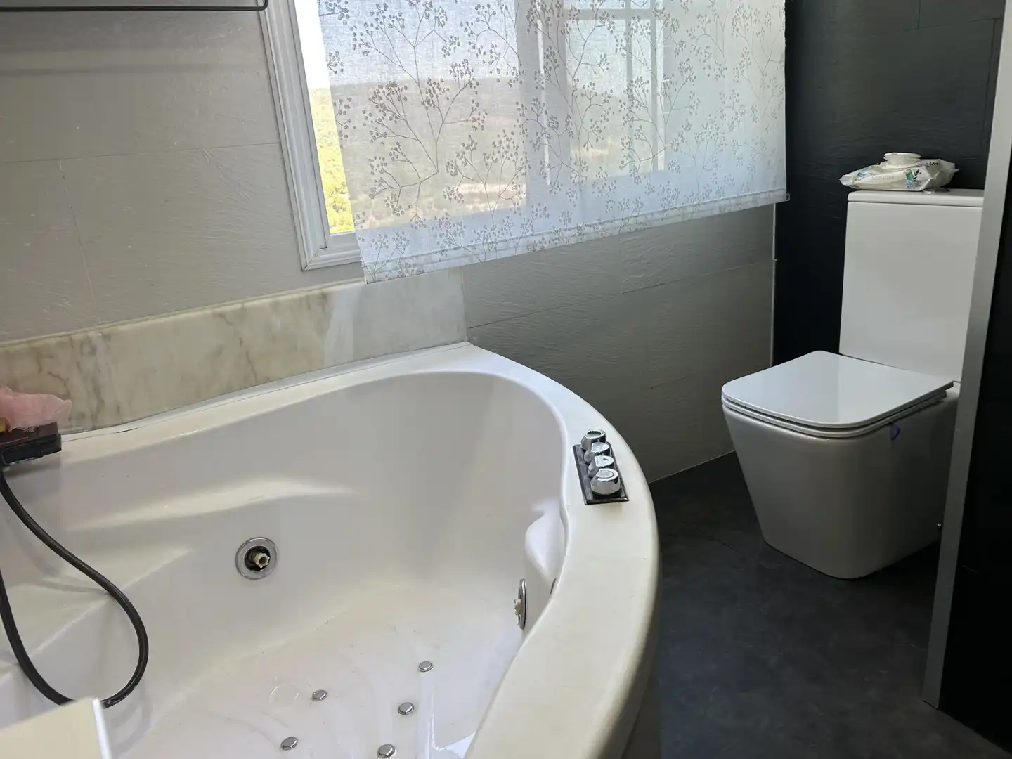 Badezimmer von Haus oder Chalet zum Verkauf in Cervelló mit Klimaanlage, Privatgarten und Schwimmbad