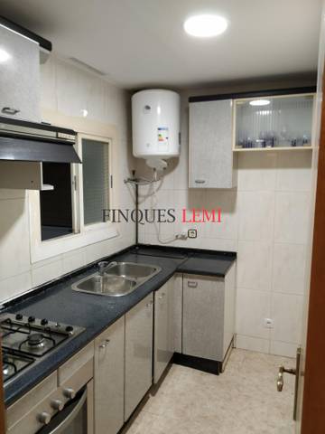 Piso en Venta en Barcelona - Calle de Rafael Campalans en La Torrassa