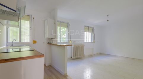 Foto 4 de Piso en venta en Calle de Cuart de Poblet, Lucero, Madrid Capital