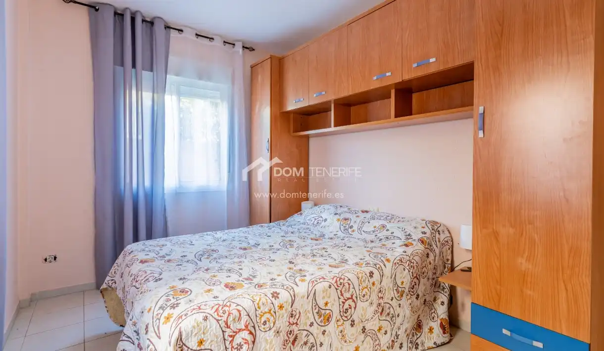 Habitación de Casa o chalet de alquiler en Adeje con Terraza, Amueblado y Horno