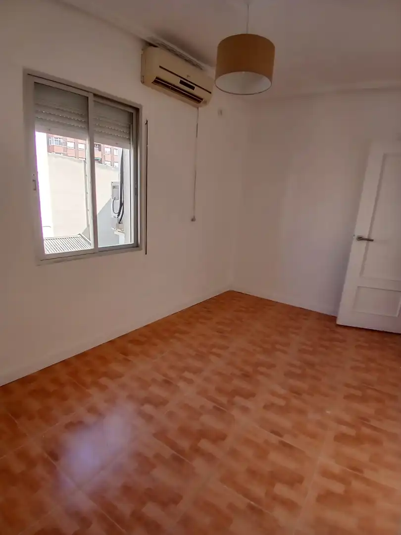 Attic for rent in Calle Matadero, Centro - Corte Inglés