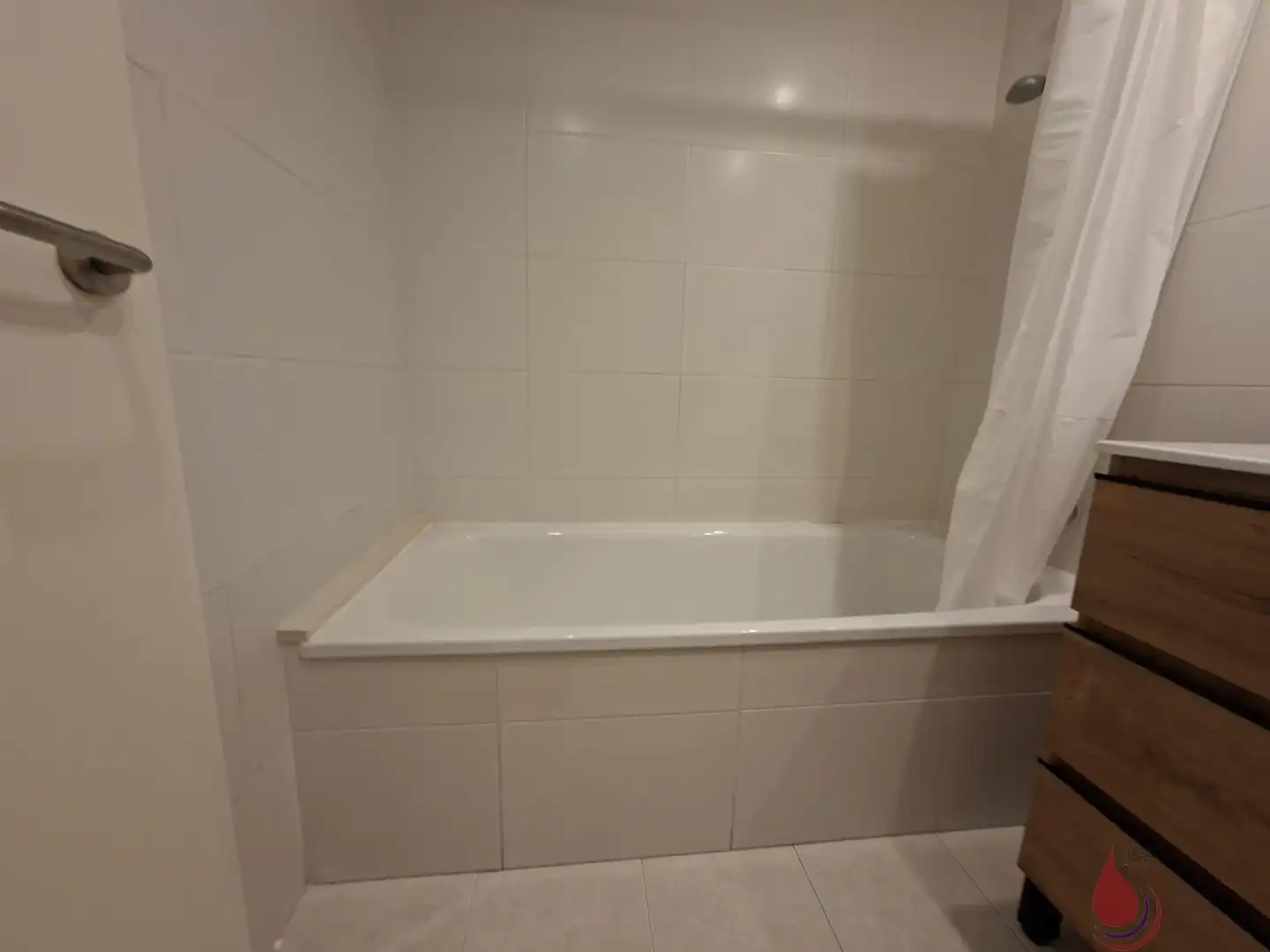 Baño de Piso en venta en El Vendrell con Aire acondicionado, Parquet y Terraza