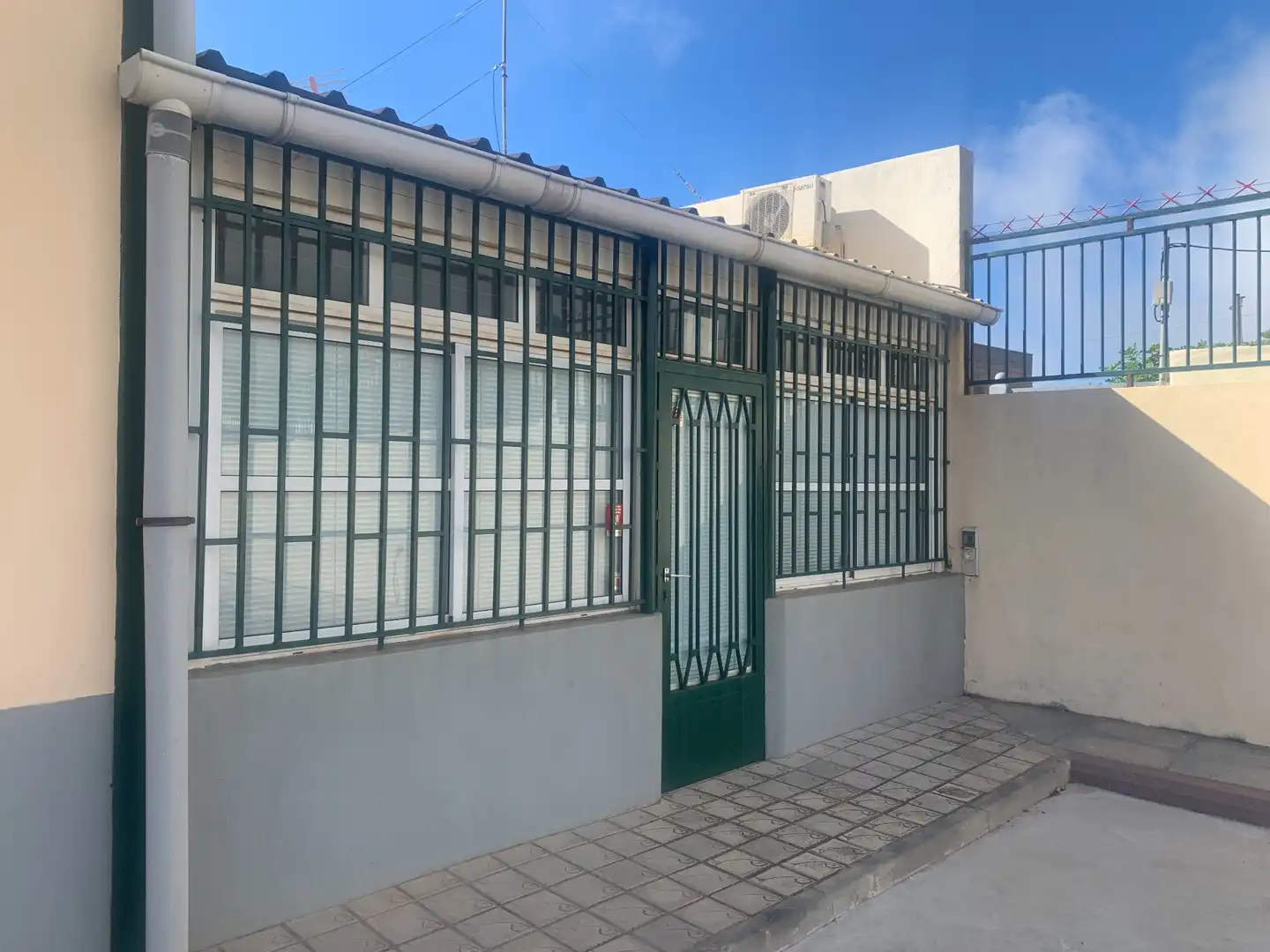 Vista exterior de Nave industrial en venta en San Cristóbal de la Laguna