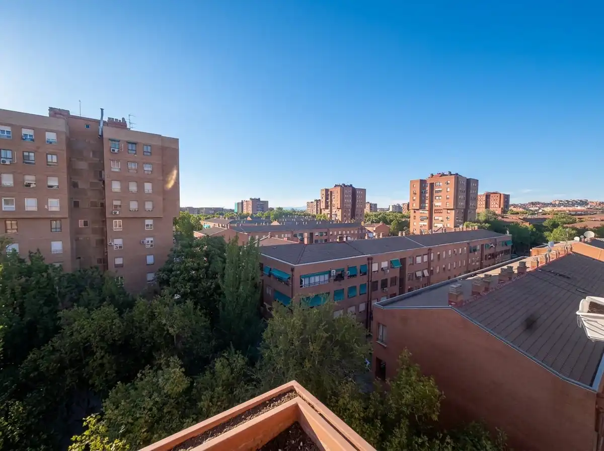 Vista exterior de Piso en venta en Madrid con Terraza
