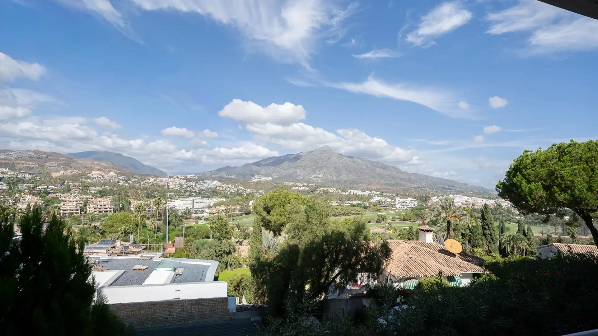 Ground floor for rent in Las Brisas