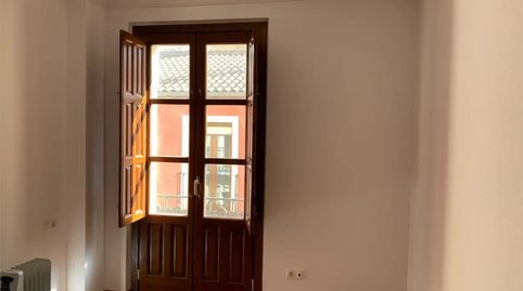 Foto 3 de Piso de alquiler en Calle Maestro Alonso, 9, San Matías - Realejo, Granada Capital