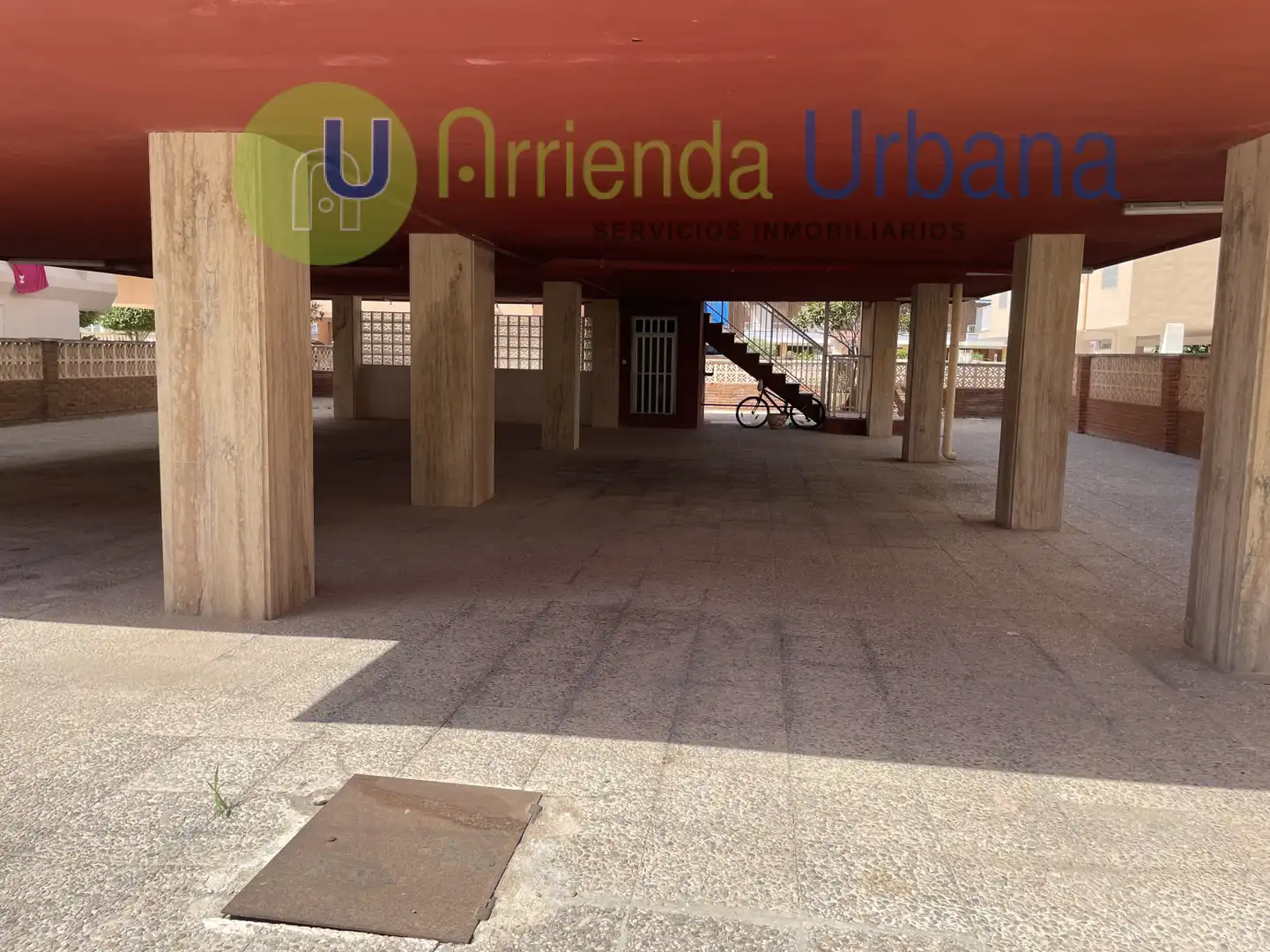 Aparcament de Pis de lloguer en Santa Pola amb Aire condicionat, Calefacció i Moblat
