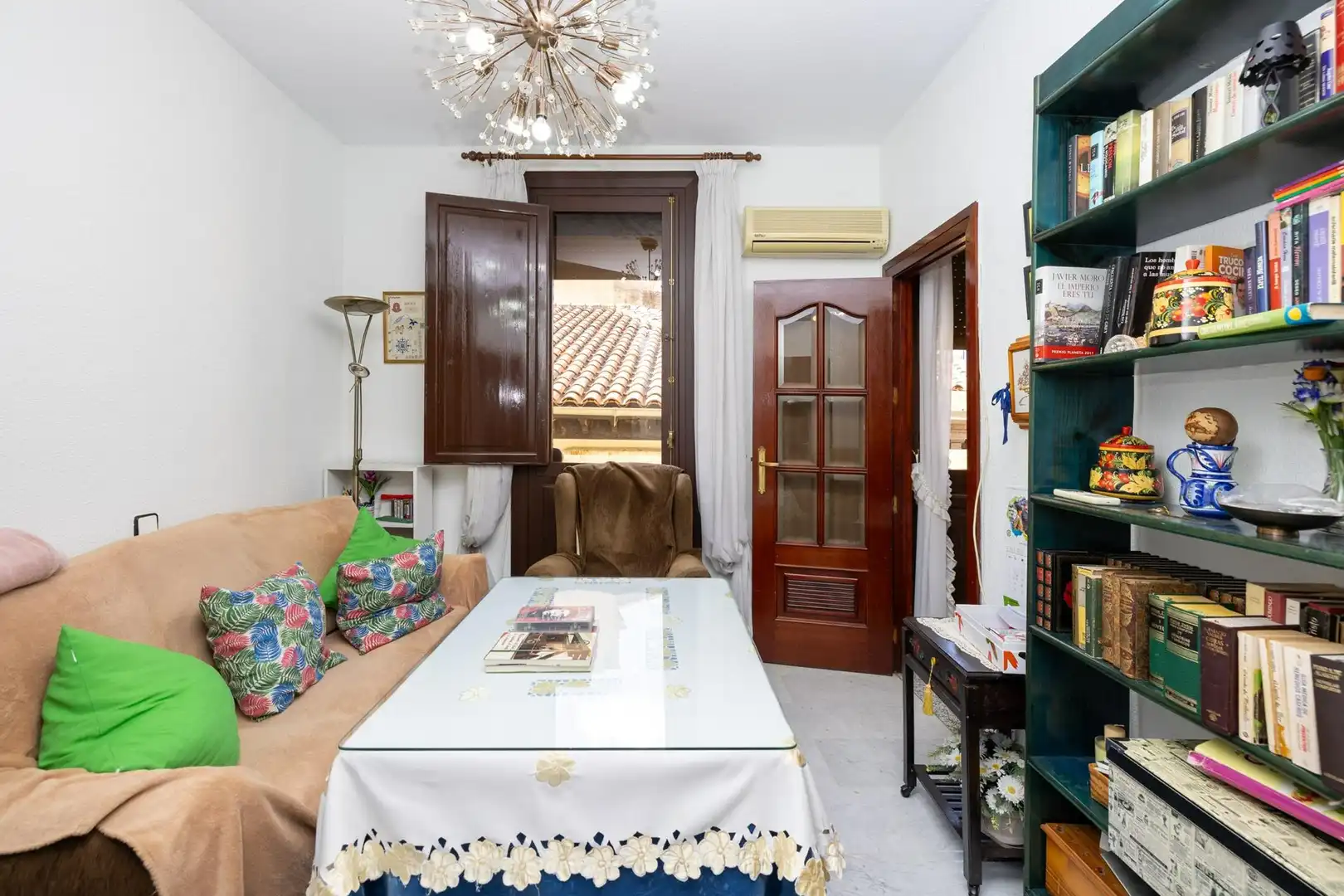 Flat with terrace for sale in Plaza del Carmen 1, imagen 21