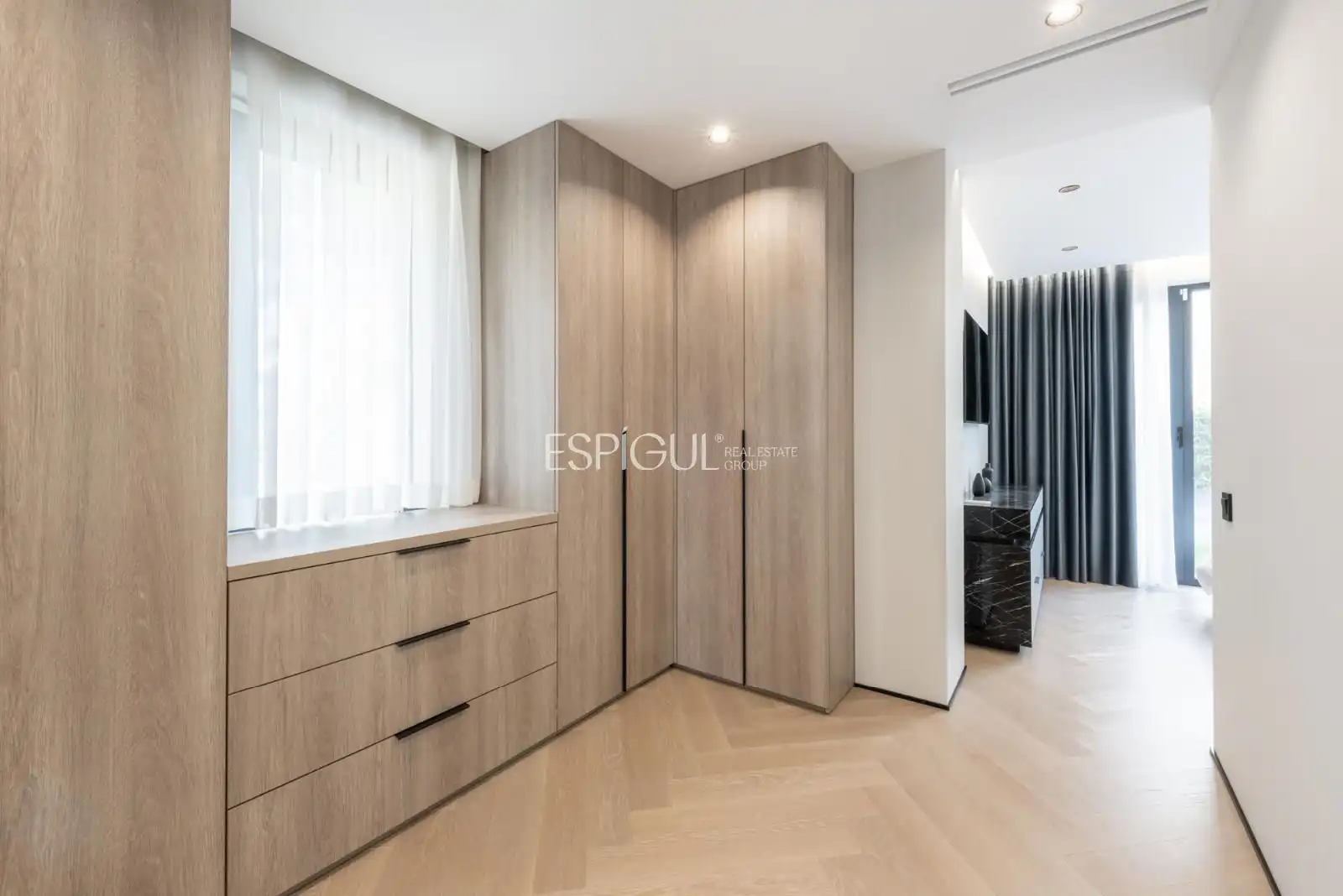 Bedroom of Houses for sale in Castelldefels  with Air Conditioner, Heating and Parquet flooring