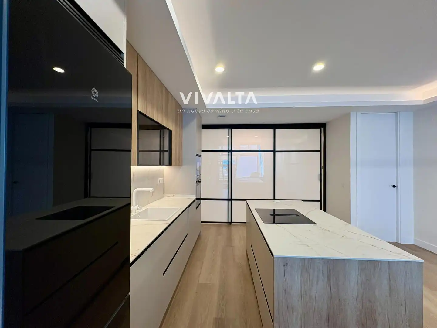 Küche von Maisonette zum Verkauf in Madrid mit Klimaanlage, Heizung und Haustechnik