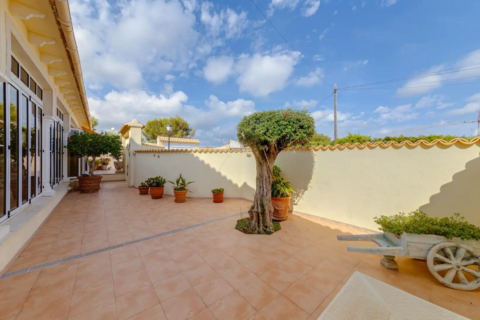 Casa o xalet en venda a Carrer Carrer de la Sierra Morena-las Filipinas, Villamartín - Las Filipinas