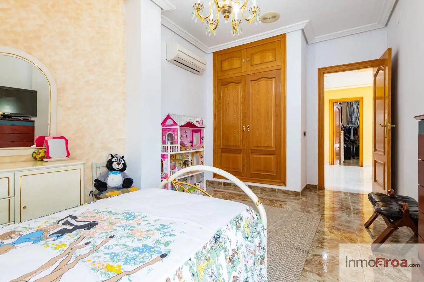 Bedroom of Houses for sale in L'Eliana  with Private garden, Terrace and Swimming Pool