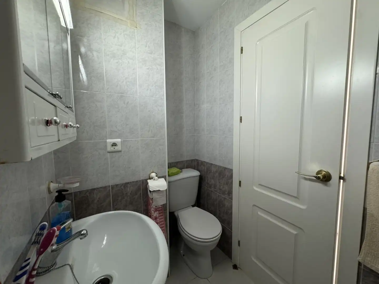 Bathroom of Flat for sale in Chipiona  with Swimming Pool, Furnished and Balcony