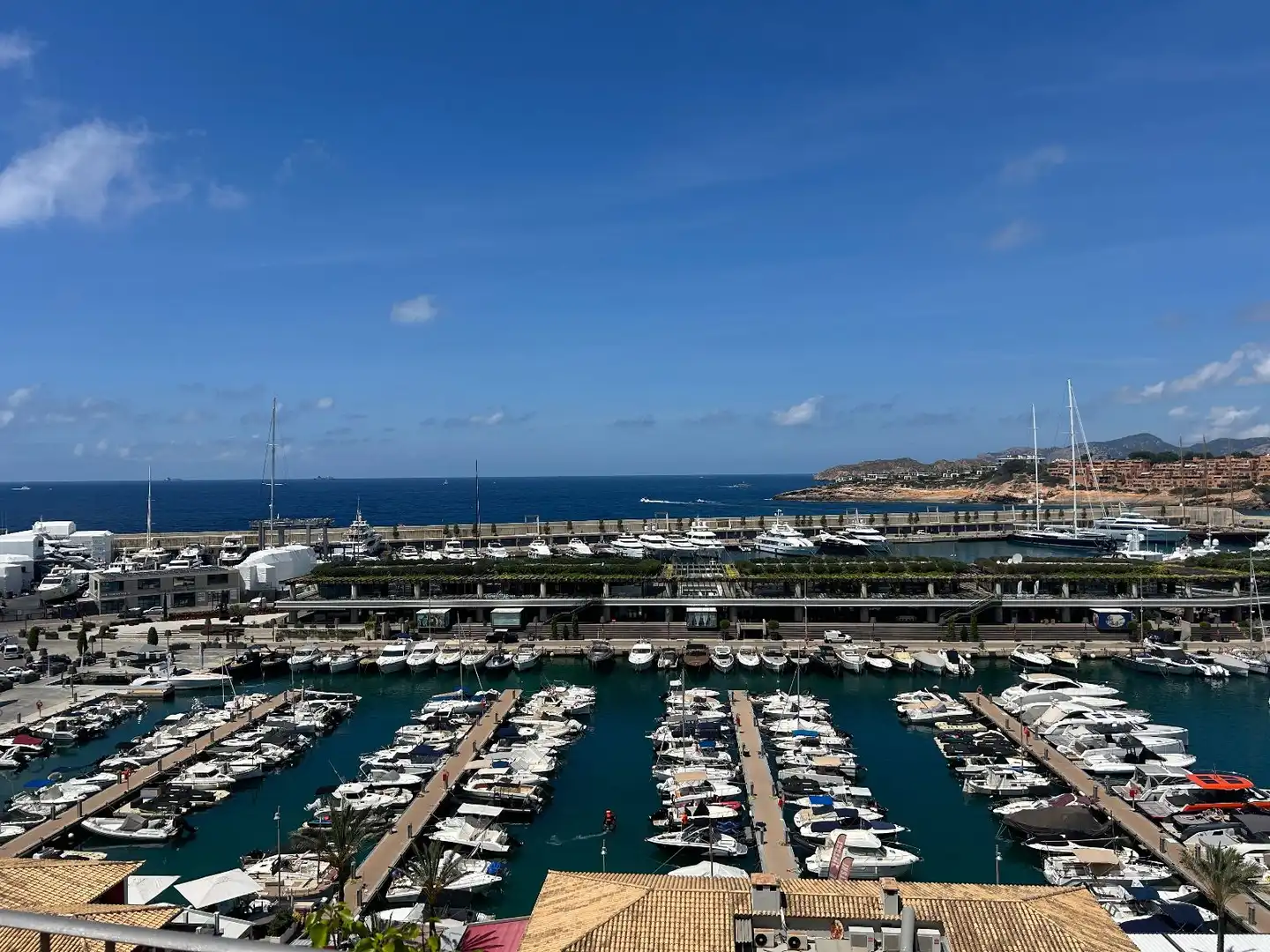 Aparcament de Dúplex en venda en Calvià amb Aire condicionat, Calefacció i Jardí privat