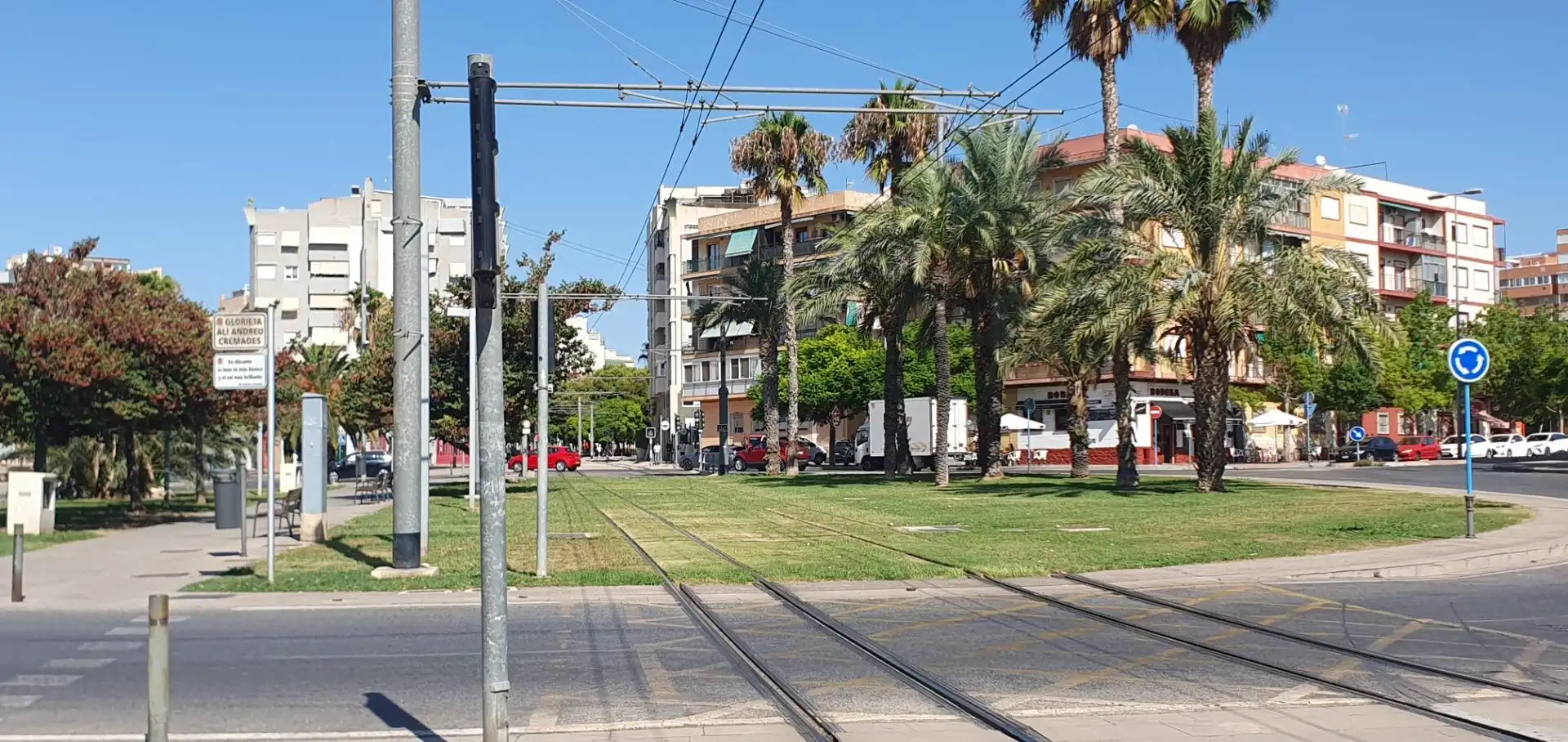 Habitación en Calle PRIMAVERA, Carolinas Altas