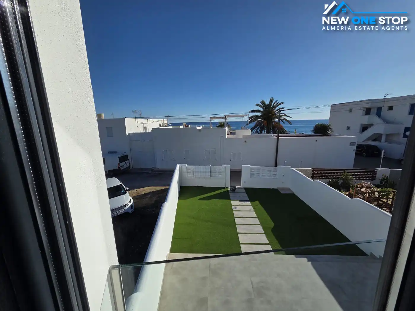 Vista exterior de Casa adosada en venda en Mojácar amb Jardí privat, Terrassa i Piscina