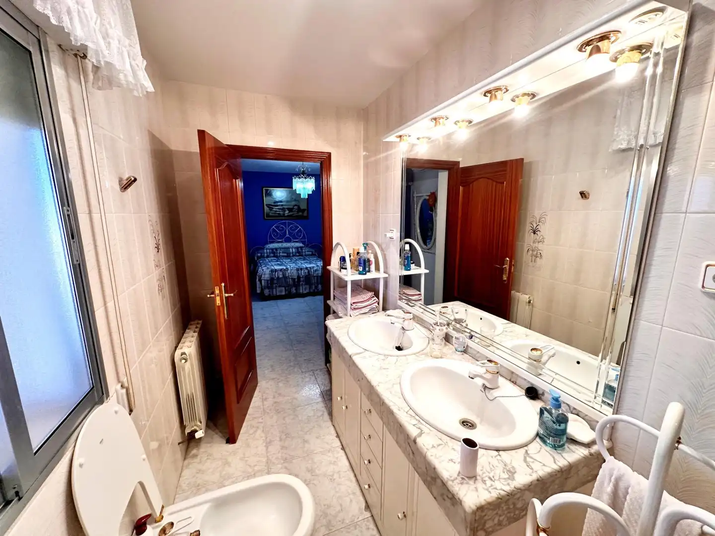 Bathroom of Houses for sale in Escalona  with Air Conditioner, Heating and Private garden