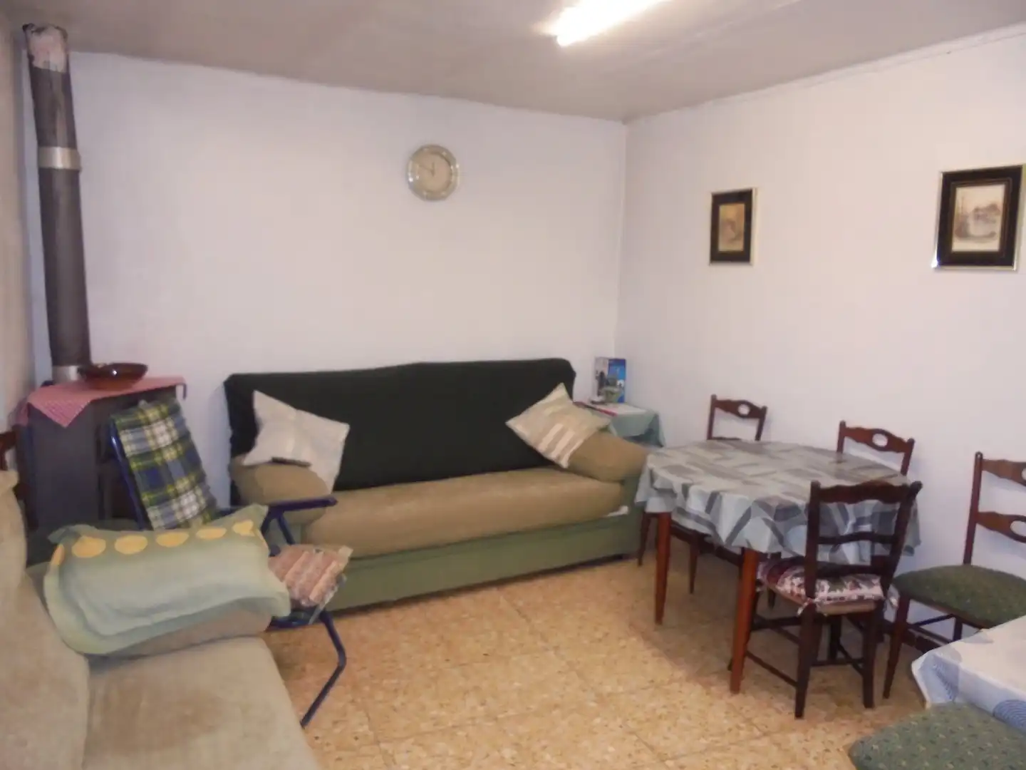 Living room of Houses for sale in Casinos  with Swimming Pool