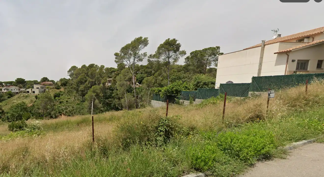 Wohnbaugrundstück zum Verkauf in Carrer de Palaudàries 65