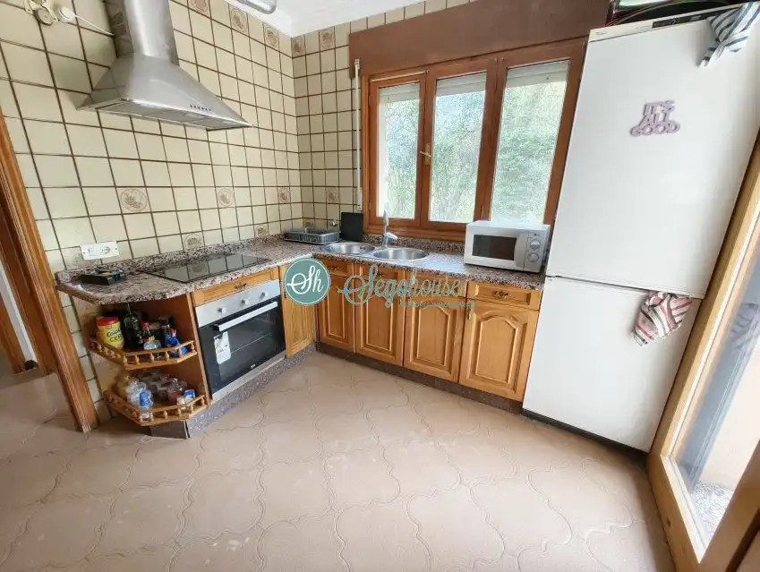 Kitchen of Houses for sale in Segovia  with Heating