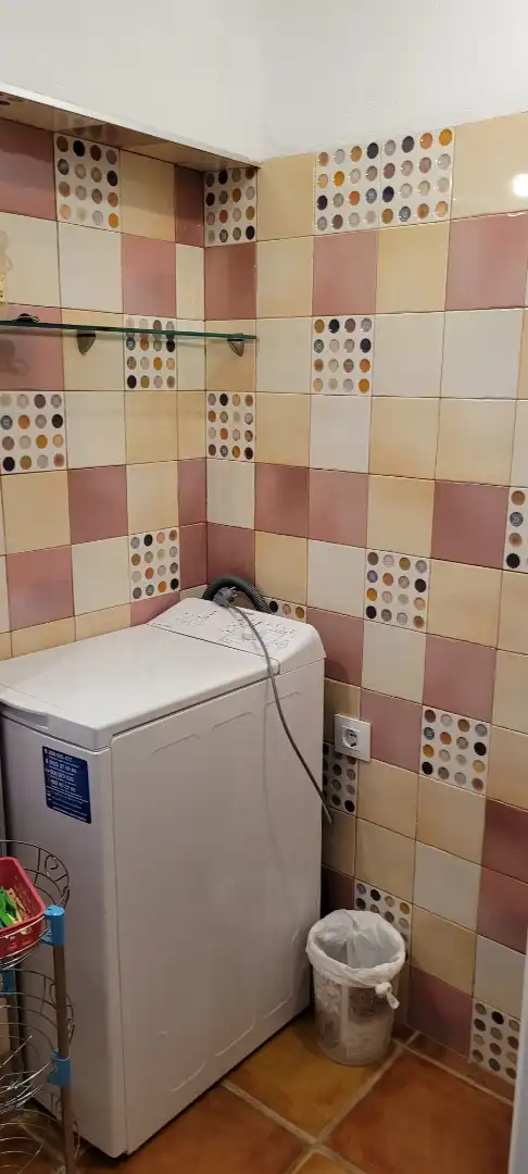 Bathroom of Study for rent in Cuenca  with Air Conditioner, Heating and Furnished