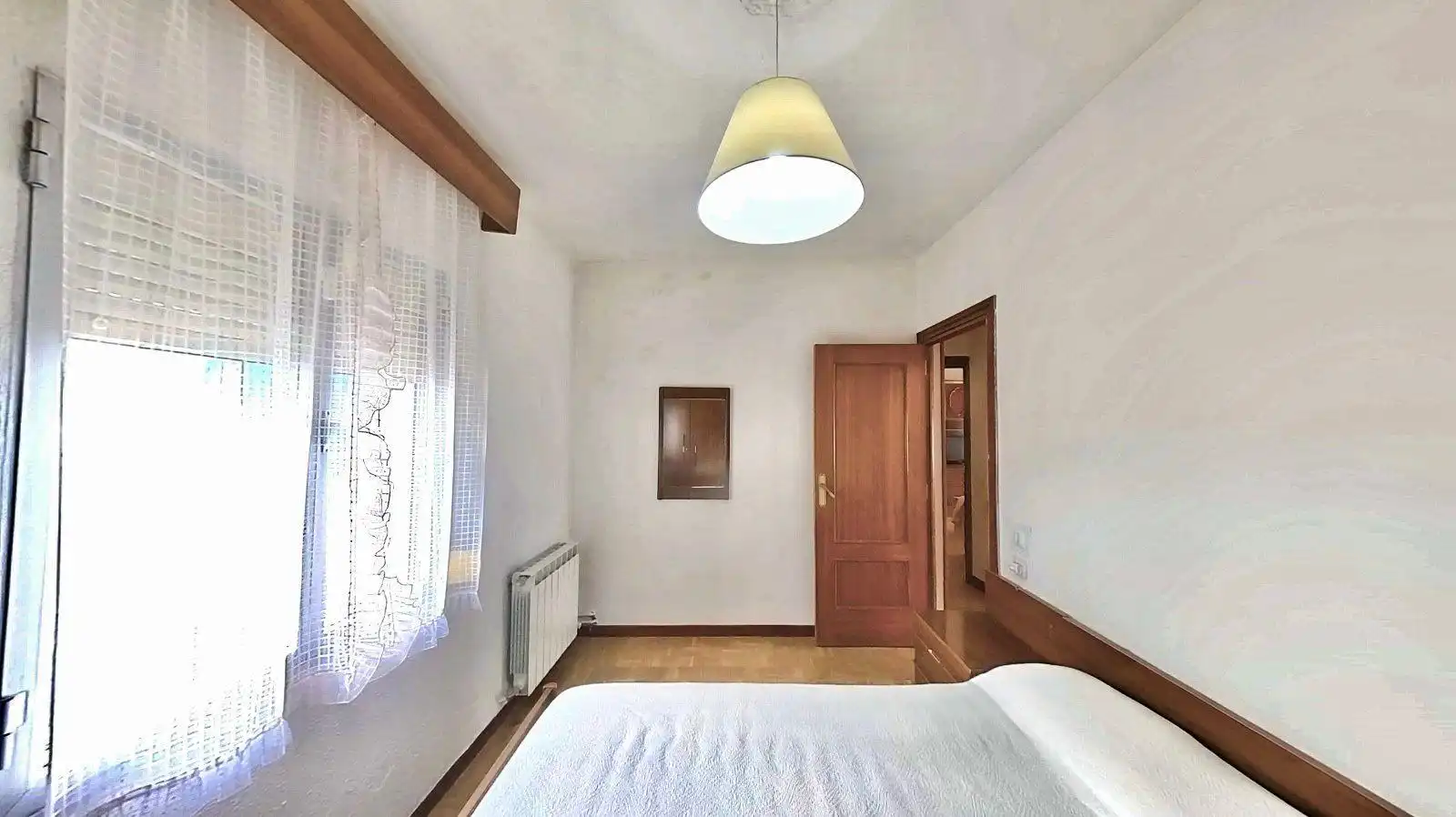 Bedroom of Apartments for sale in Madrid  with Heating, Parquet flooring and Terrace