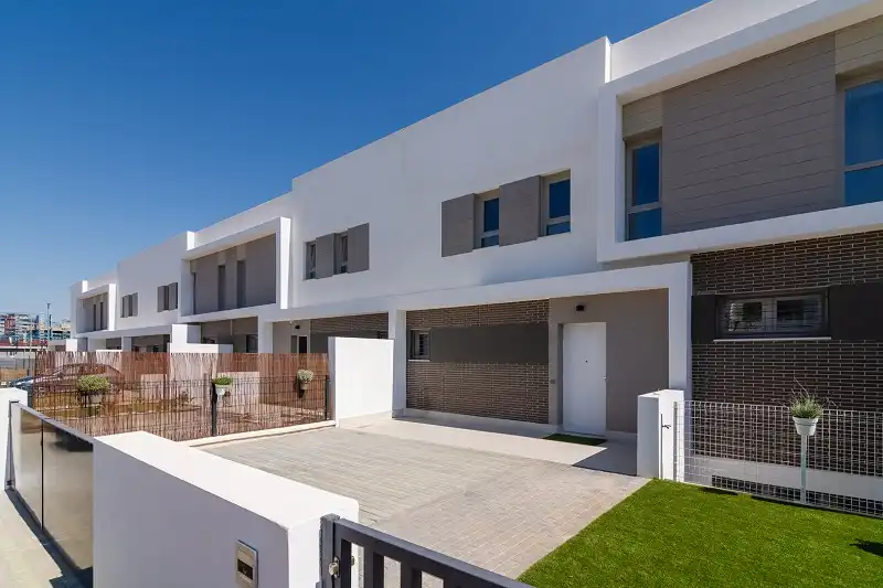Houses for sale in Avenida de la Salud, Bellavista