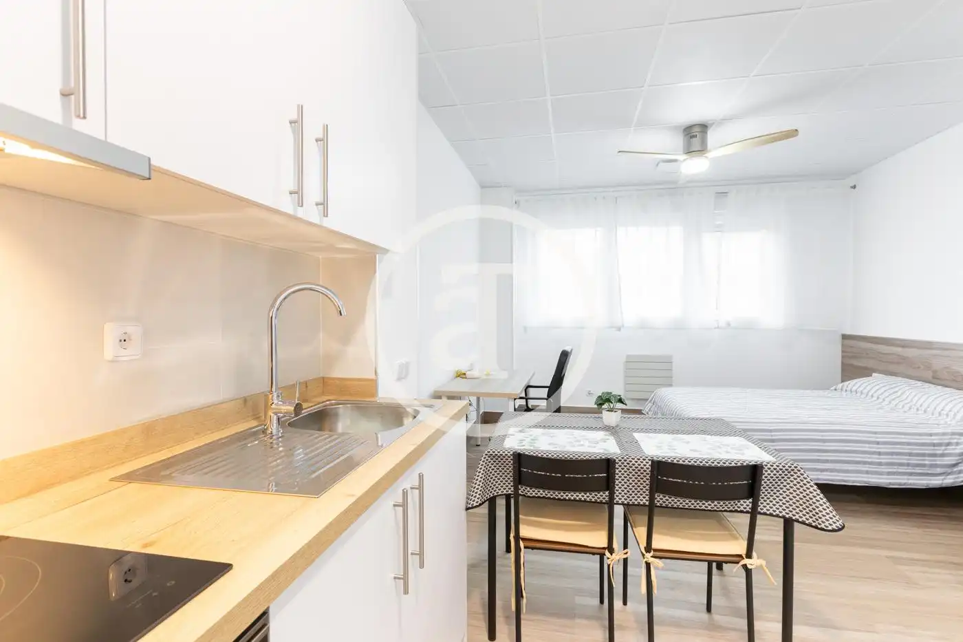 Study for rent in Calle de San Manuel, 3, Aluche
