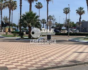 Vista exterior de Casa adosada en venda en Vélez-Málaga amb Terrassa