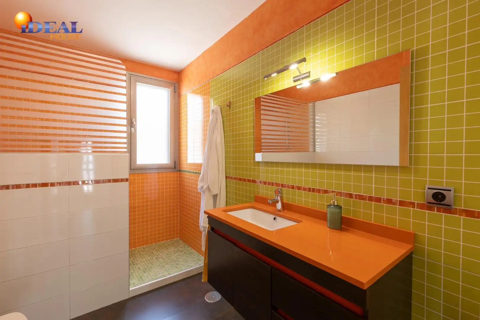 Casa amb piscina en venda a Alfacar, imagen 43