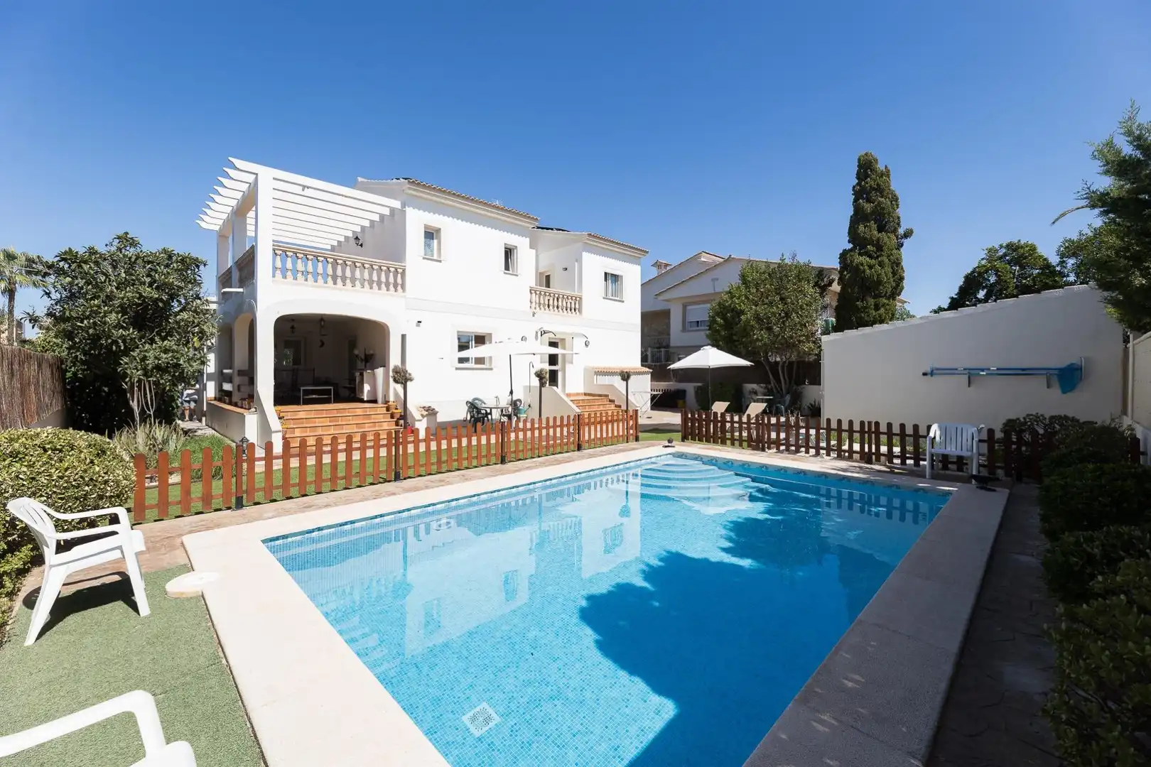 Casa amb terrassa en venda a Badia Blava - Badia Gran - Tolleric