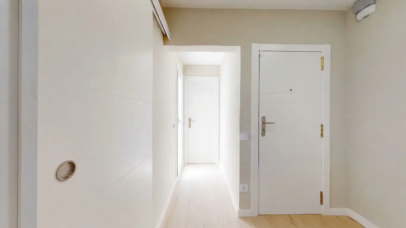 Piso con ascensor en venta en Calle de Clara del Rey, imagen 7