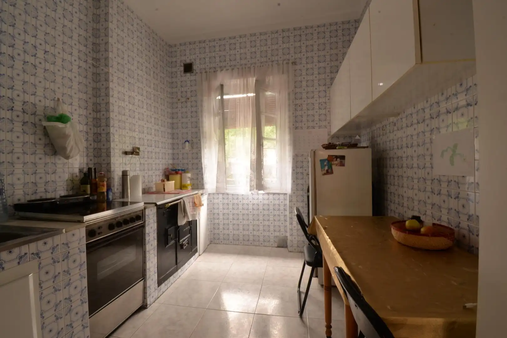 Cocina de Piso en venta en Oviedo  con Calefacción