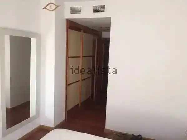 Dormitori de Àtic en venda en  Zaragoza Capital amb Aire condicionat, Piscina i Balcó
