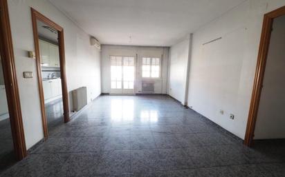 Living room of Flat for sale in Ripollet  with Air Conditioner and Terrace