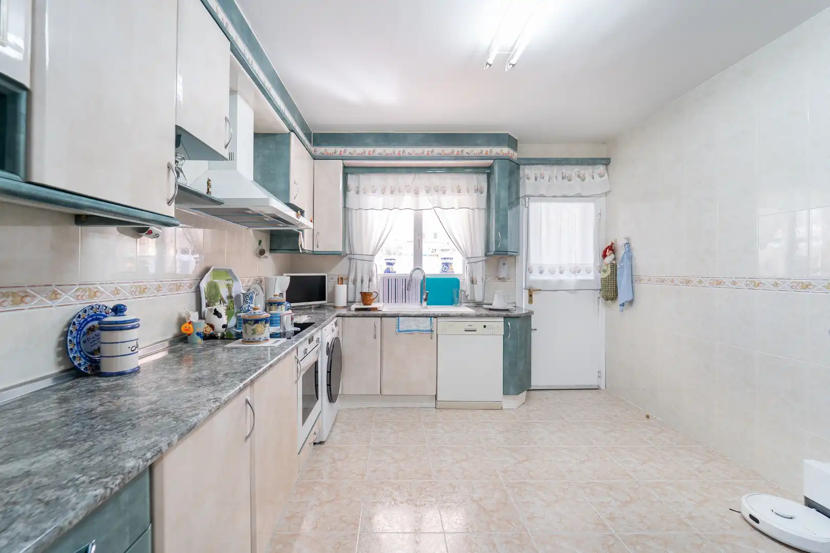 Cocina de Casa o chalet en venta en El Álamo con Aire acondicionado, Calefacción y Jardín privado