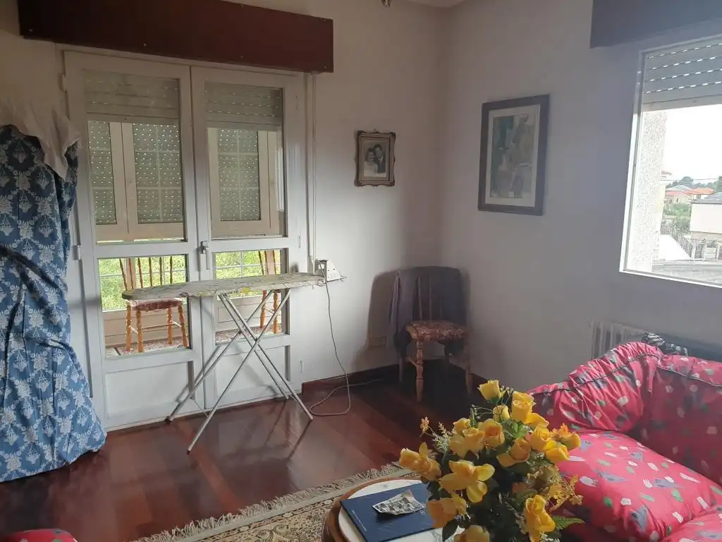Dormitori de Casa o xalet en venda en Parada de Sil amb Calefacció, Parquet i Terrassa